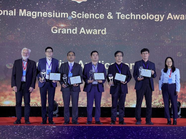 신소재공학과 박성수 교수 국제 마그네슘 협회 Grand Award 수상