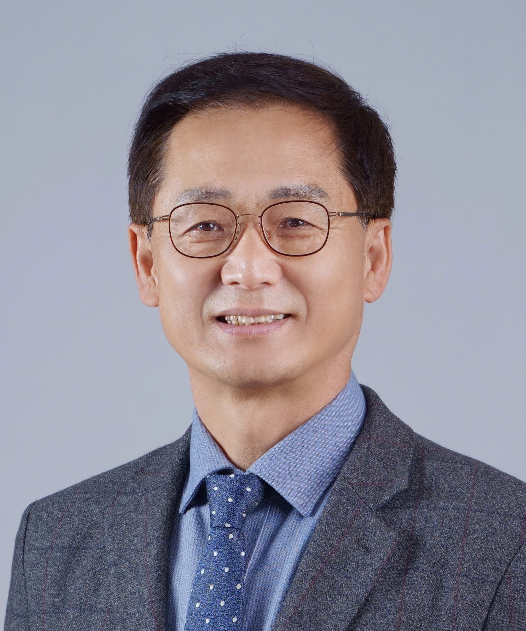장윤석 이미지